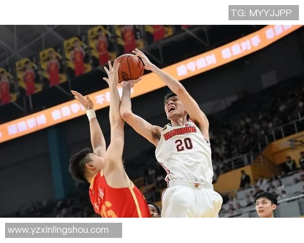 任骏飞领衔表现出色助力球队逆转胜利展现篮球场上的无限可能性